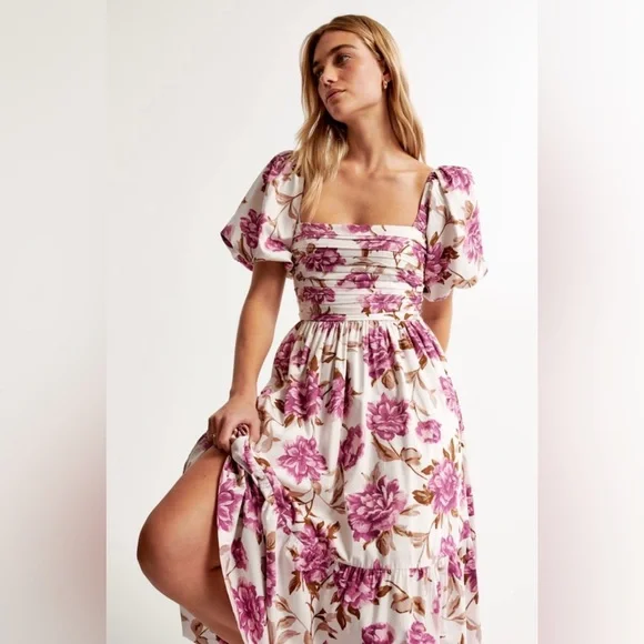 Abercrombie & Fitch Emerson Poplin Puff Sleeve Midi Dress in a floral print - Picture 2 of 12